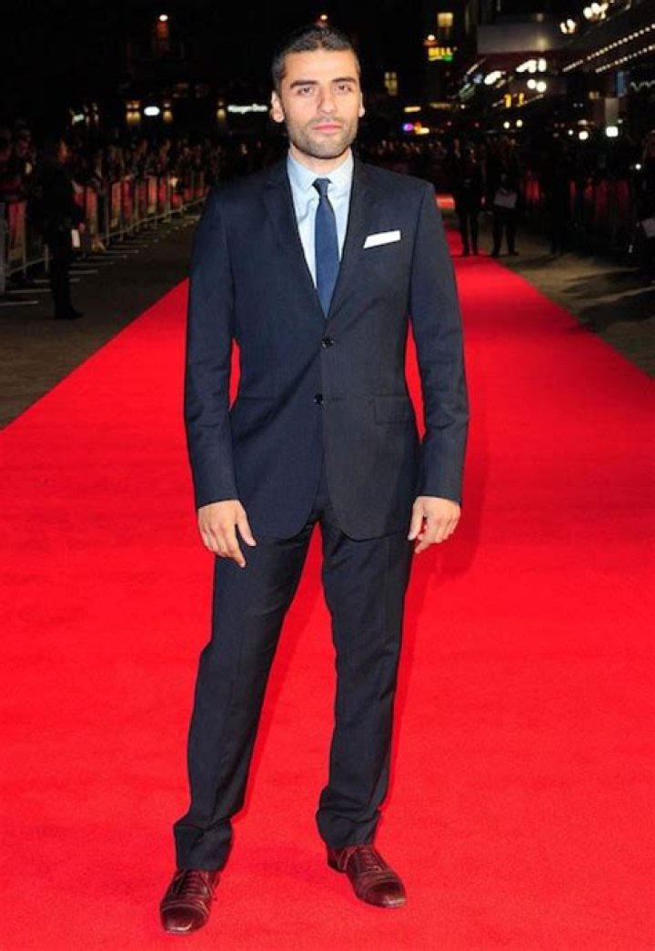 Oscar Isaac Height, Weight, Net Worth, Personal Facts, Career Journey